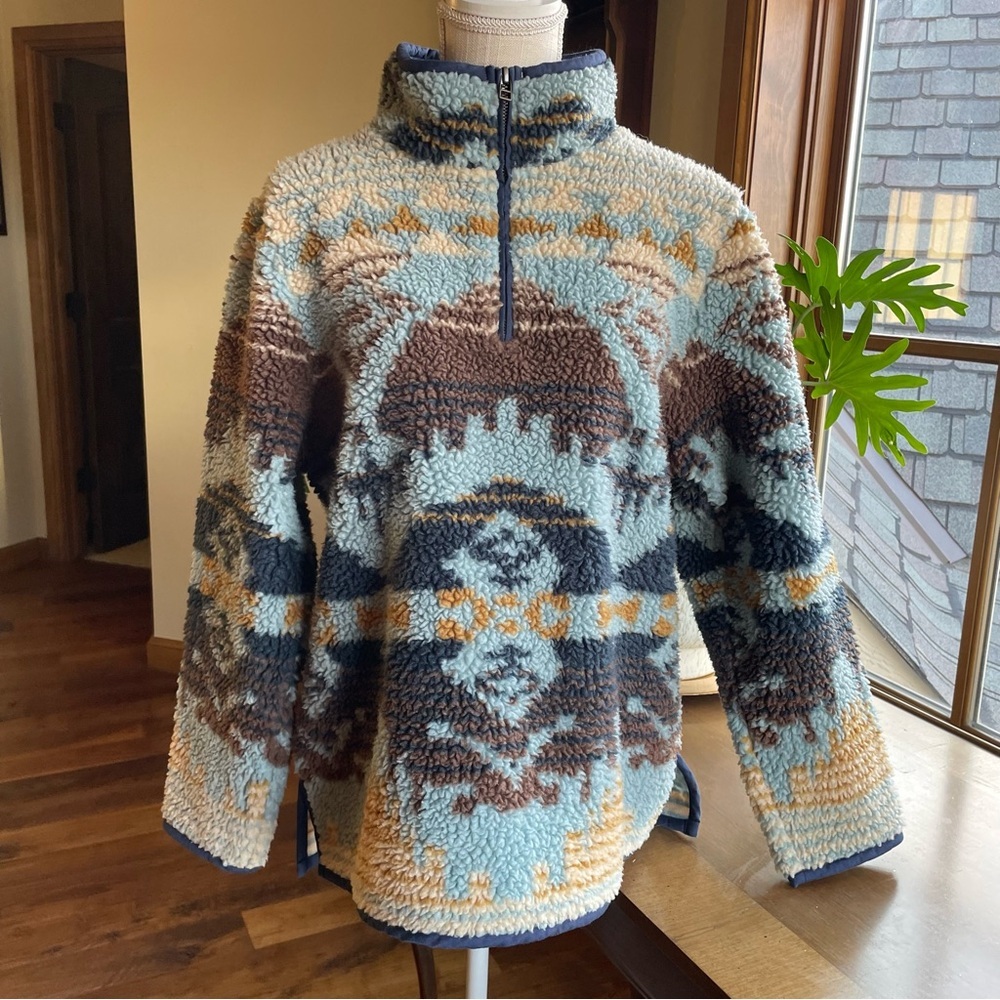 L.L. Bean Light Blue, Brown & Tan Southwest Patterned Sherpa Pullover size M